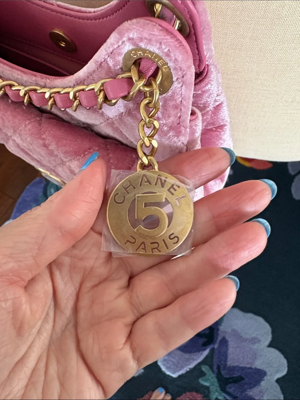CHANEL mini flap